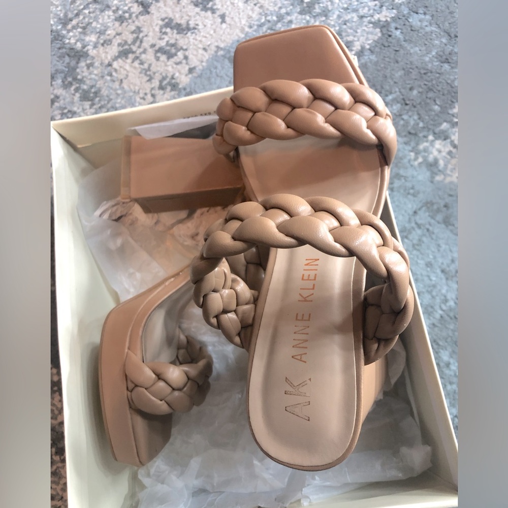 Anne Klein AKAlexander